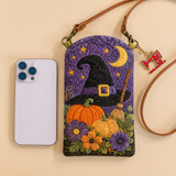 Pochette matelassée pour téléphone – Chapeau de sorcière dans le jardin de citrouilles