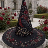 Chapeau de sorcière matelassé fait main – Roses noires et corneille dans le style victorien