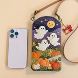 Pochette matelassée pour téléphone – Fantôme sympathique dans le champ de citrouilles